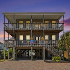 Golf Group Retreat | Sleeps 20, Pool, Beach Close