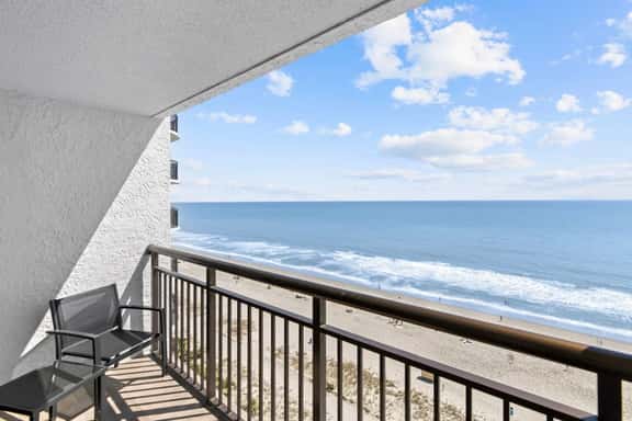Oceanfront Resort ! Indoor/Outdoor Pools, Lazy River, Views - Image 1