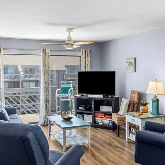 Get the Shore Drive Experience! Immaculate condo with stunning views! - Image 1
