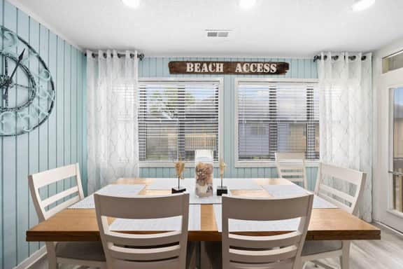 Golf Group Cottage | Pet-Friendly, Pools, Beach - Image 2