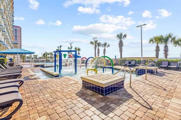 Golfer's Condo | Waterpark Resort, Ocean View - Image 4