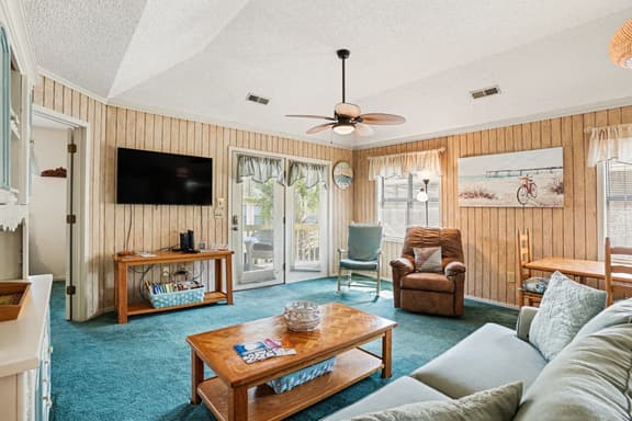 Golfer's Cozy Cottage | Quiet Retreat Near Beach - Image 1